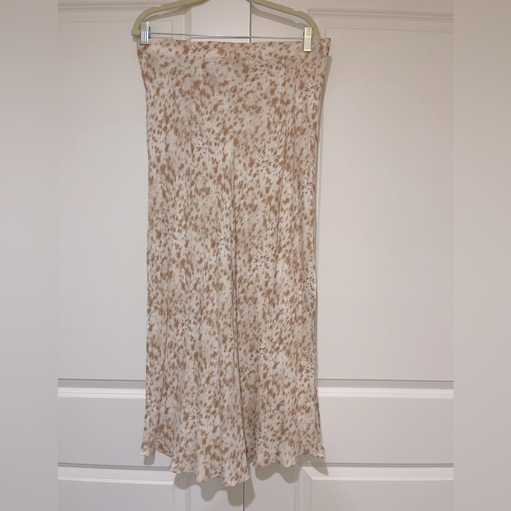 J.Crew NWT drapery cupro-blend flared slip skirt with side slits BK725 sz L - Picture 3 of 8